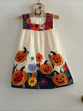 Mini Taylor cream sleeveless dress jumper embroidered pumpkins flowers Size 3T
